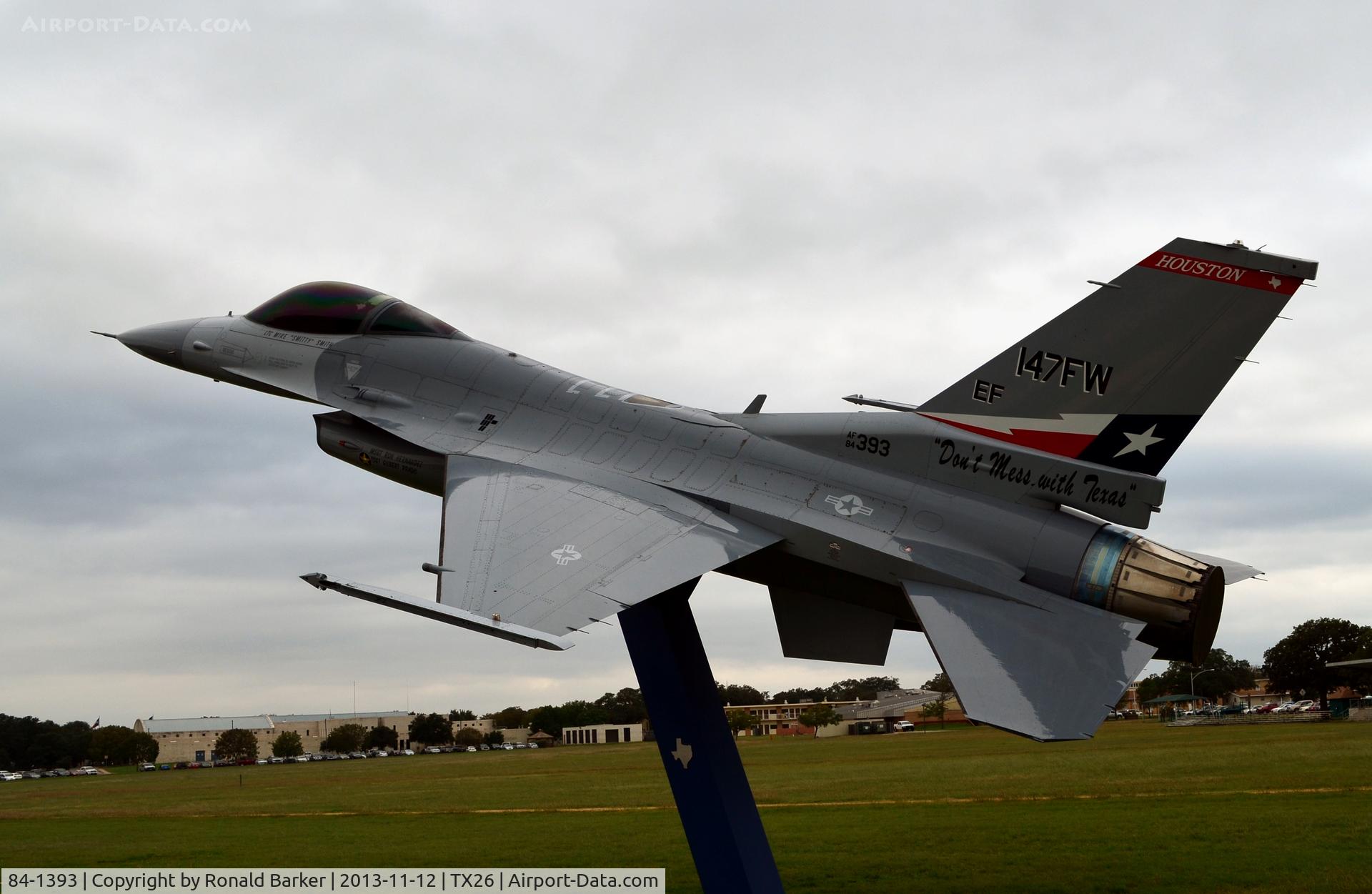 84-1393, 1984 General Dynamics F-16C Fighting Falcon C/N 5C-175, Camp Mabry, TX