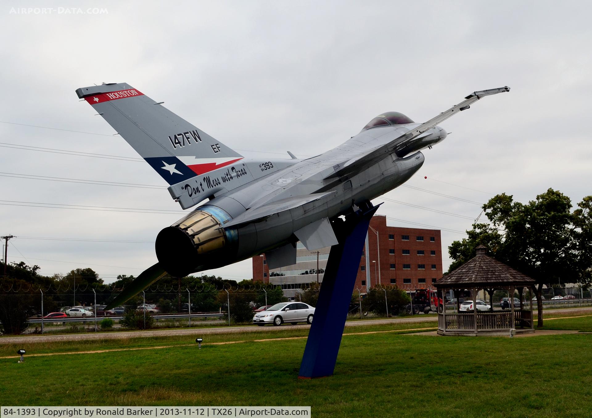 84-1393, 1984 General Dynamics F-16C Fighting Falcon C/N 5C-175, Camp Mabry, TX