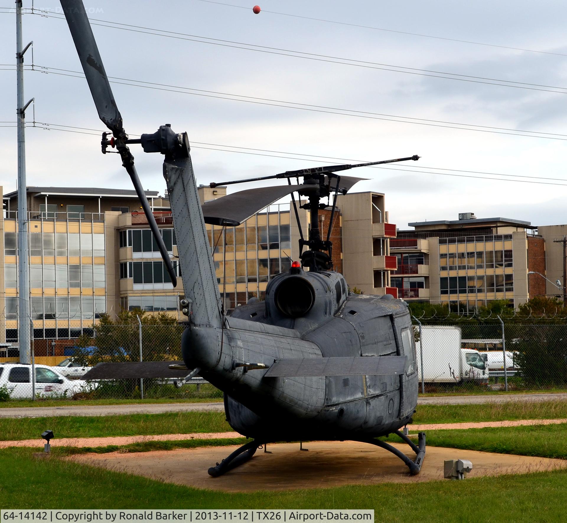 64-14142, 1964 Bell UH-1M Iroquois C/N 1266, UH-1M shown as 16189, Camp Mabry, TX