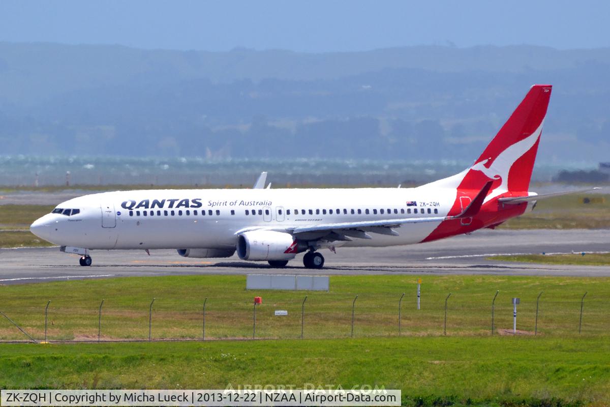 ZK-ZQH, 2011 Boeing 737-838 C/N 39357, At Auckland