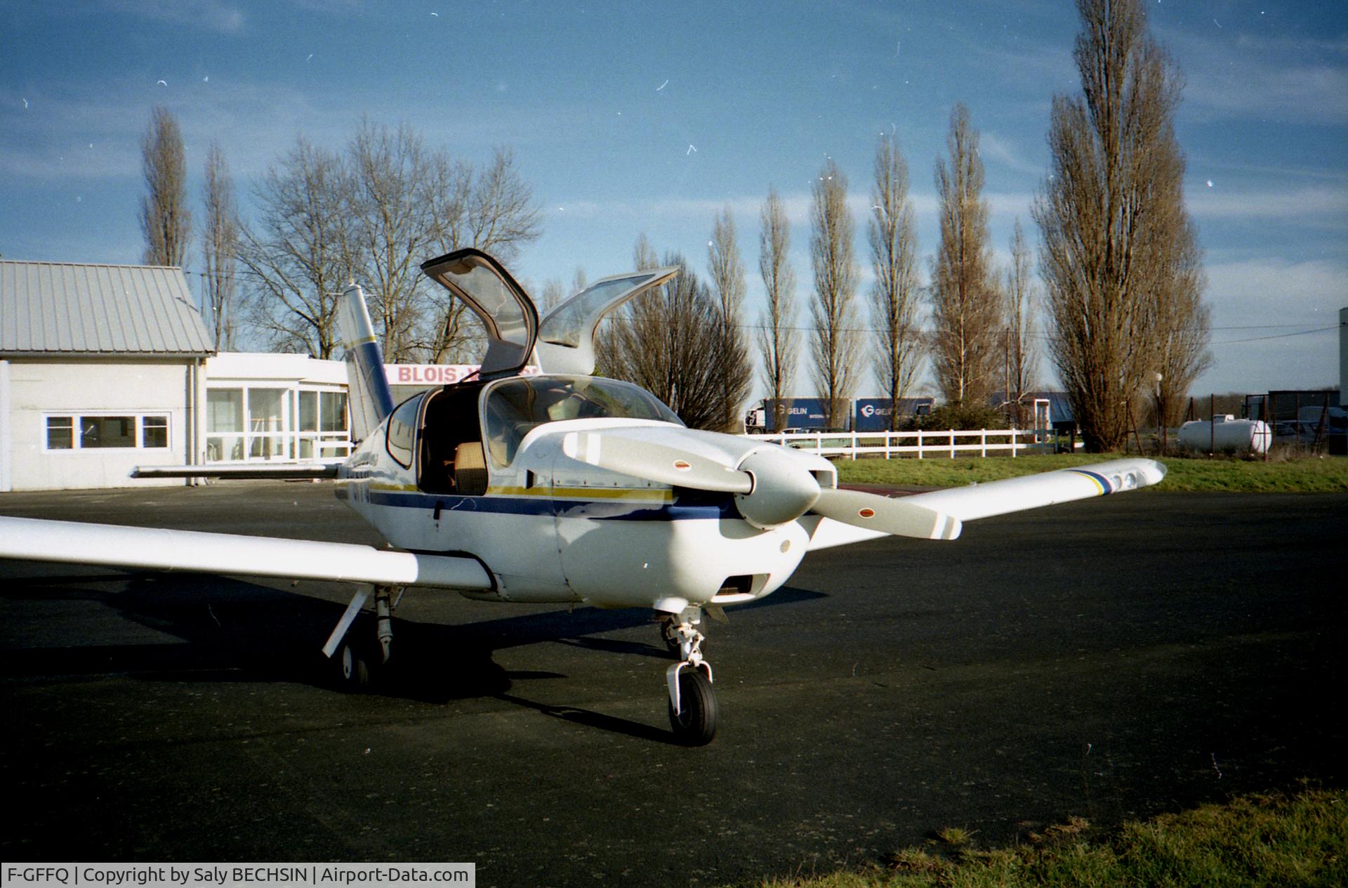 F-GFFQ, Socata TB-20 C/N 647, SOCATA TB 20 à Blois (France)