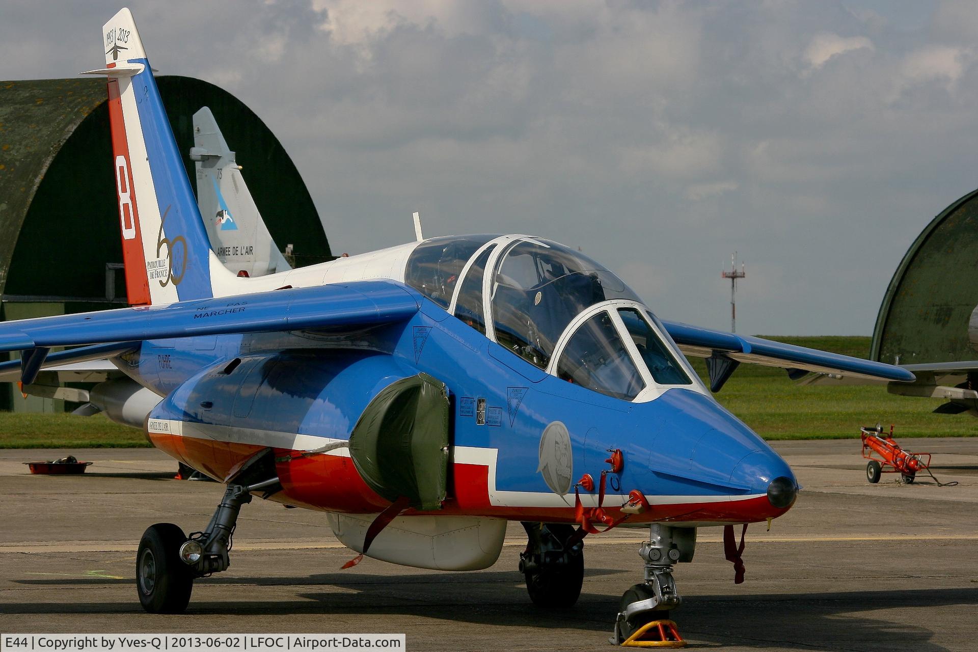 E44, Dassault-Dornier Alpha Jet E C/N E44, Dassault-Dornier Alpha Jet E (F-UHRE), Athos 08 of Patrouille De France 2013, Static Display, Châteaudun Air Base 279 (LFOC)