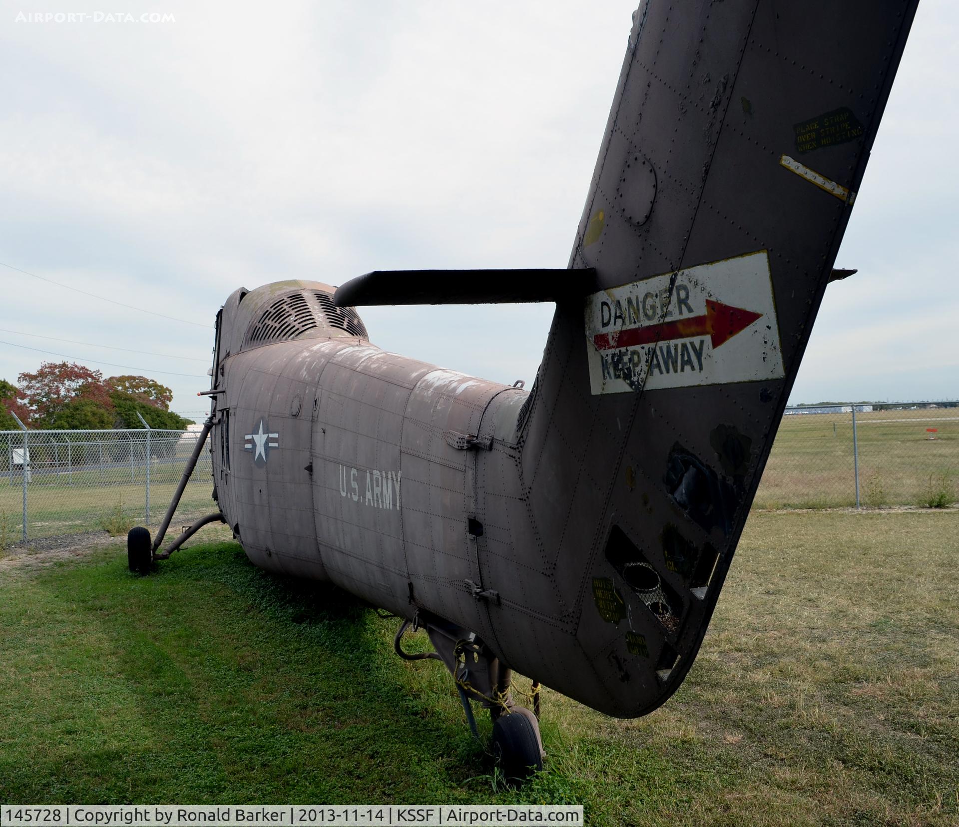 145728, Sikorsky UH-34E Seahorse C/N 58-896, Tail section UH-34E, Texas Air Museum