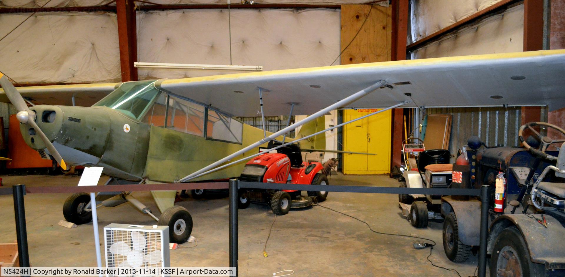 N5424H, 1949 Piper PA-18 Super Cub C/N 18-15, Texas Air Museum