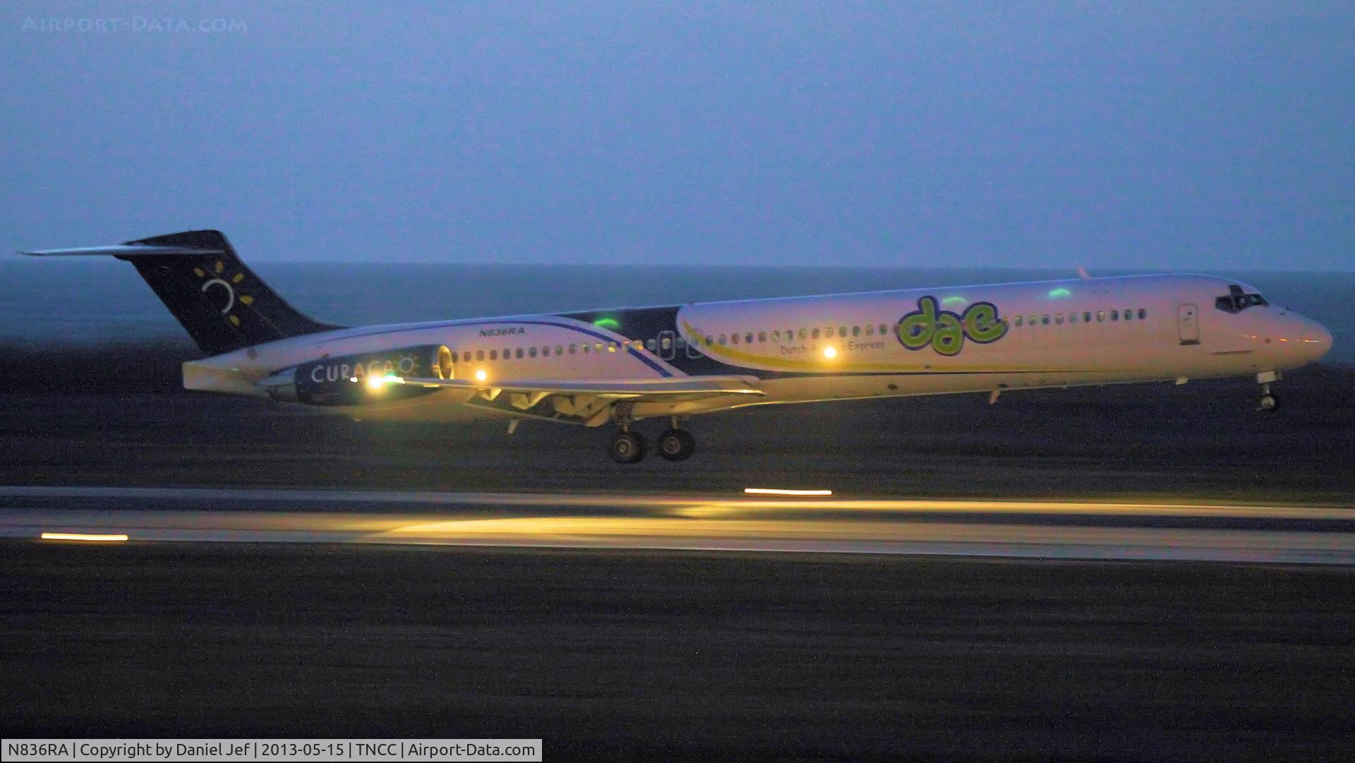 N836RA, 1990 McDonnell Douglas MD-83 (DC-9-83) C/N 53046, N836RA