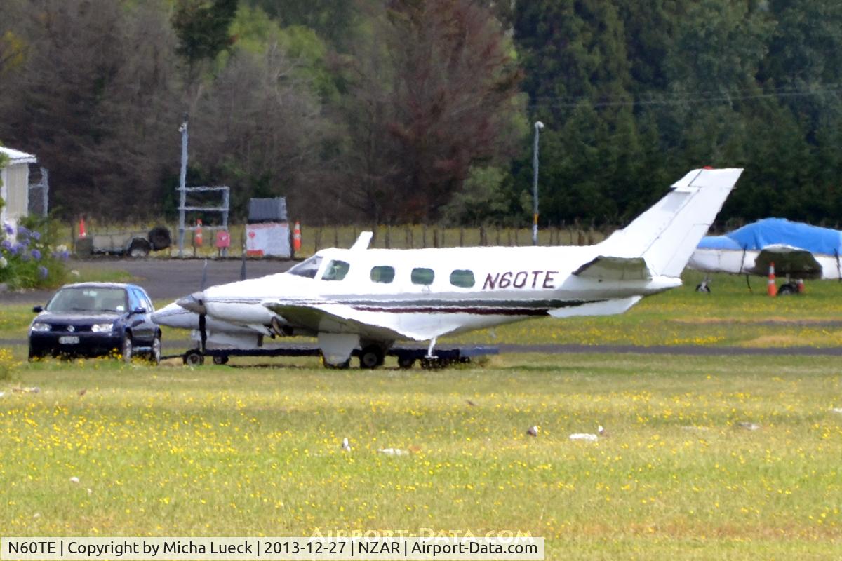 N60TE, 1976 Beech B-60 Duke C/N P-361, At Ardmore