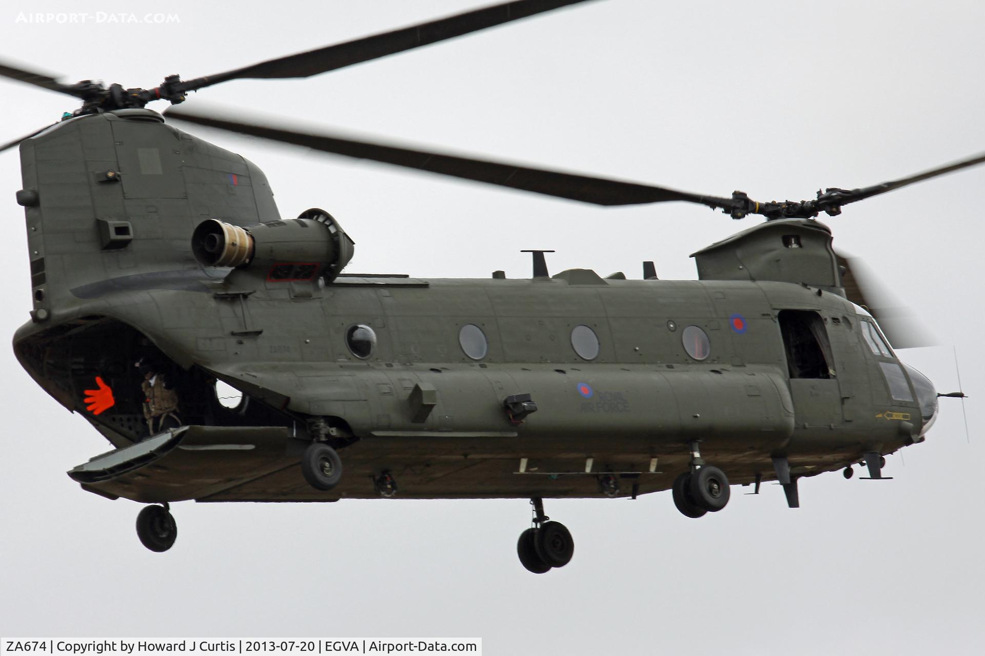 ZA674, Boeing Vertol Chinook HC.2 C/N M/A005/B-821/M7004, At the Royal International Air Tattoo 2013.