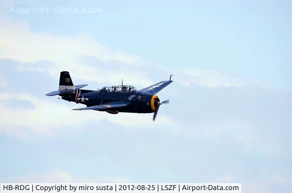 HB-RDG, 1945 Grumman TBM-3R Avenger C/N 3381, TBM-3E Avenger at air show Birrfeld