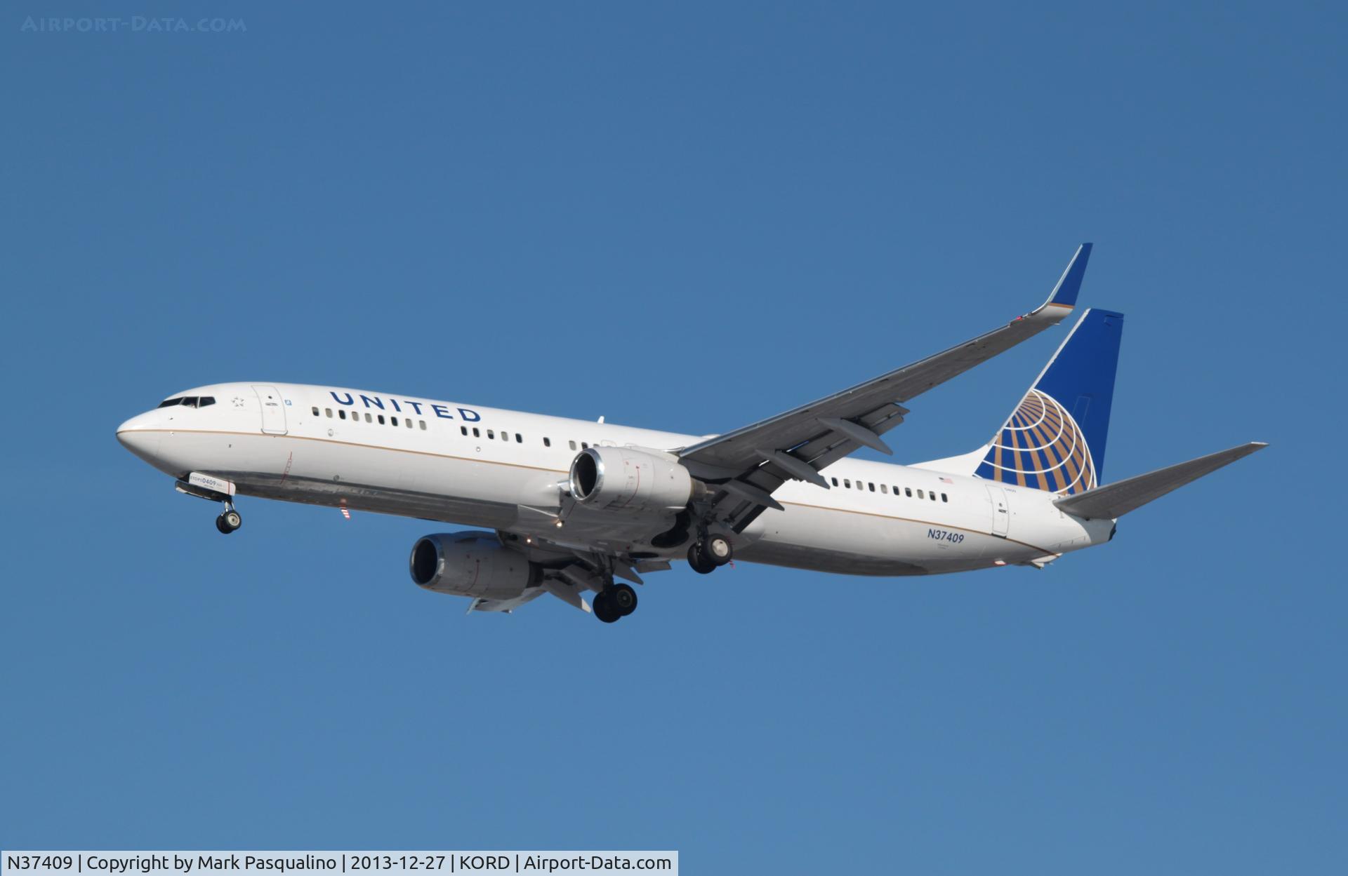 N37409, 2001 Boeing 737-924 C/N 30126, Boeing 737-900