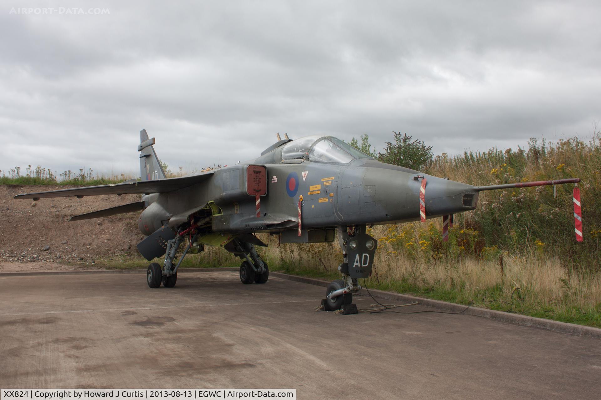 XX824, 1975 Sepecat Jaguar GR.1 C/N S.73, 9019M, 1 SoTT.