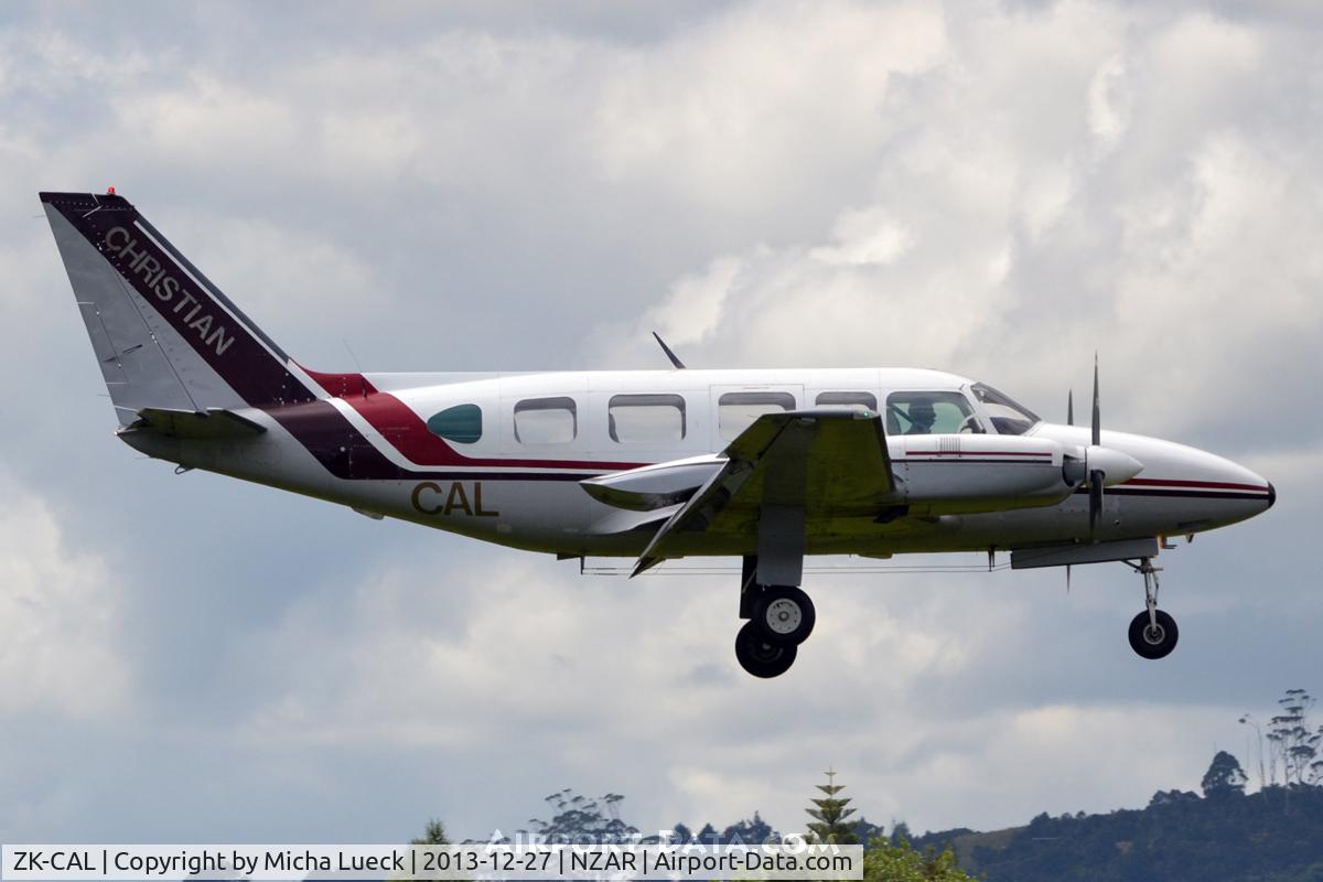 ZK-CAL, Piper PA-31-350 Chieftain C/N 31-7405241, At Ardmore