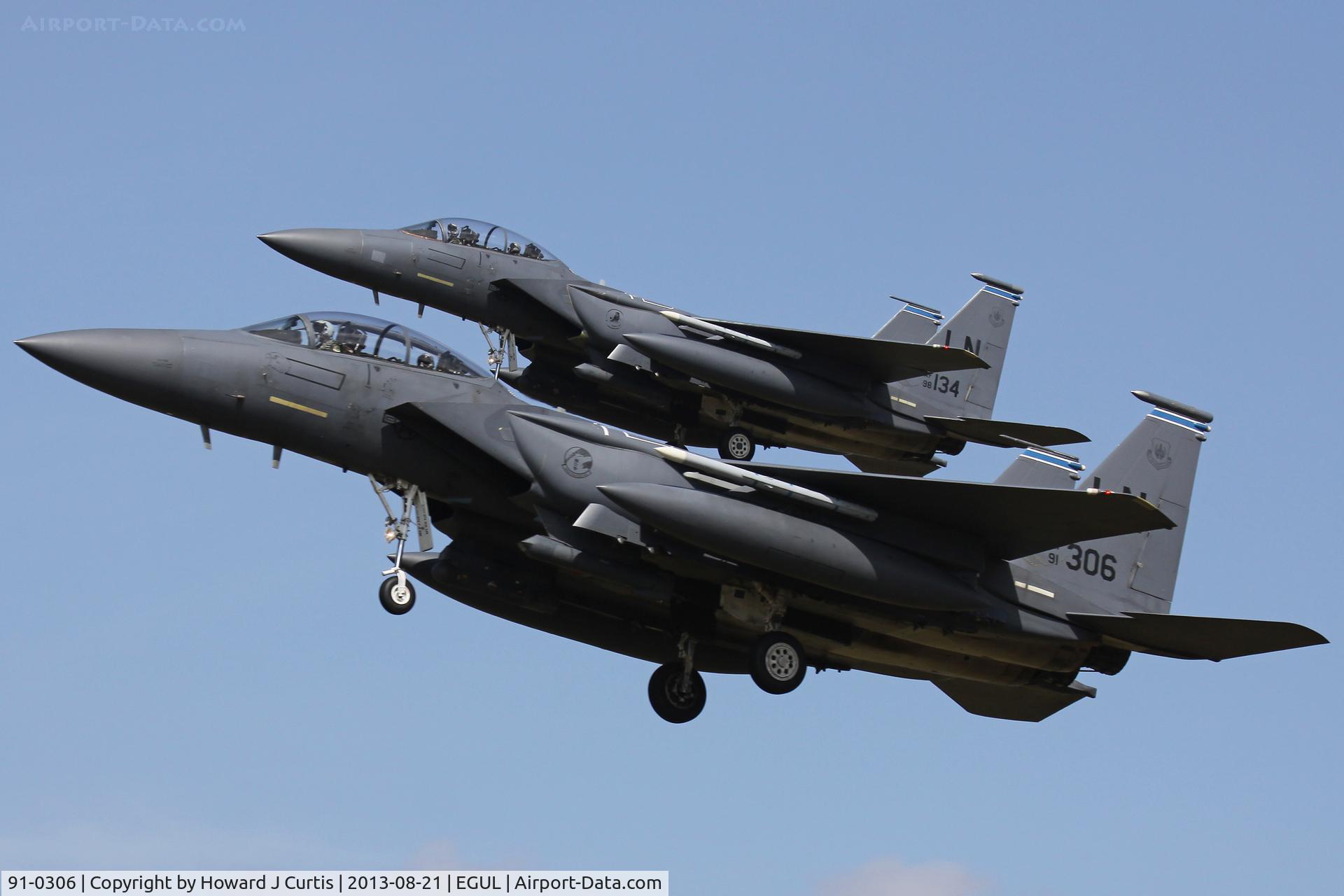 91-0306, 1991 McDonnell Douglas F-15E Strike Eagle C/N 1213/E171, 492nd FS/48th FW. Pairs approach with 98-0134.