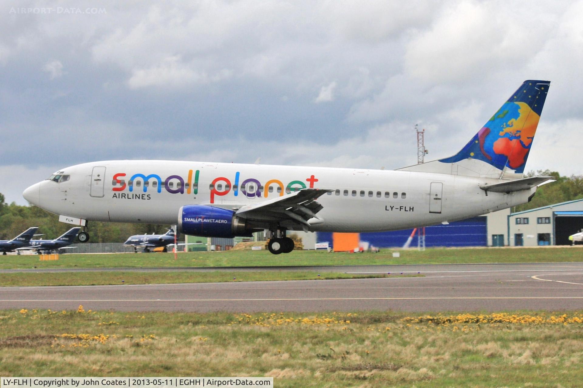 LY-FLH, 1992 Boeing 737-382 C/N 25161, Touchdown on 26