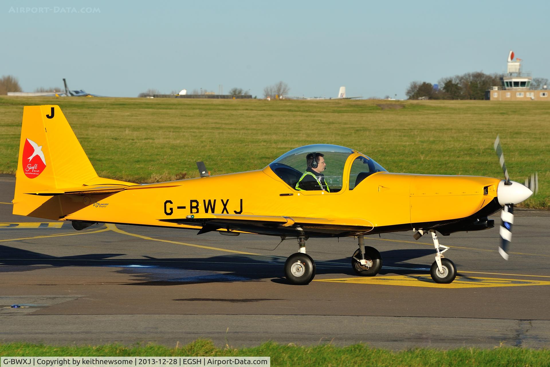 G-BWXJ, 1996 Slingsby T-67M-260 Firefly C/N 2245, Leaving following a lengthy stay !
