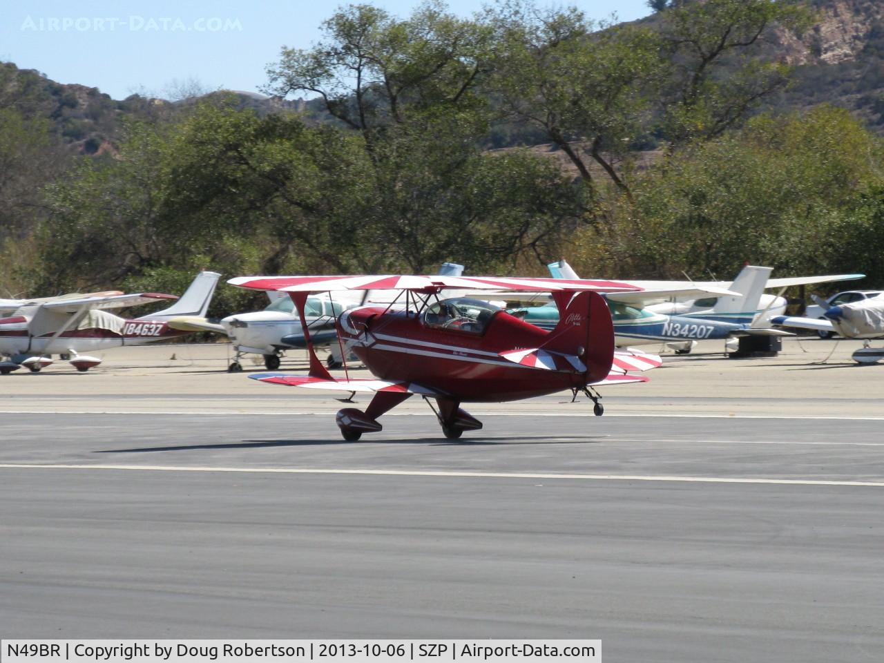 N49BR, Pitts S-2A Special C/N 2212, 1980 Aerotek PITTS S-2A, Lycoming AEIO-540 260 Hp, landing roll Rwy 04