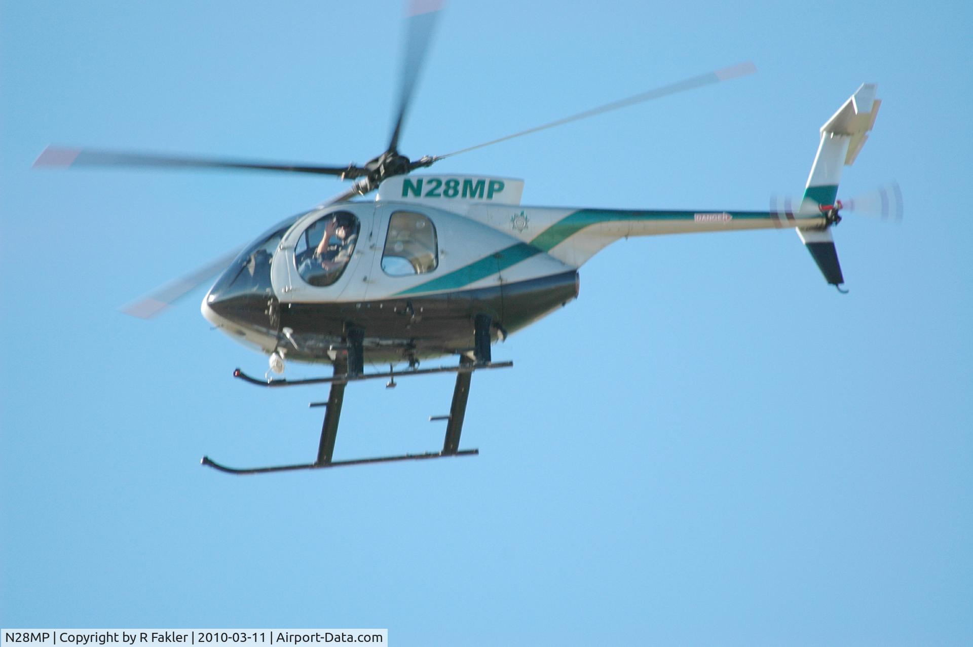 N28MP, Hughes 369D C/N 970191D, Photo taken near Royal City, WA