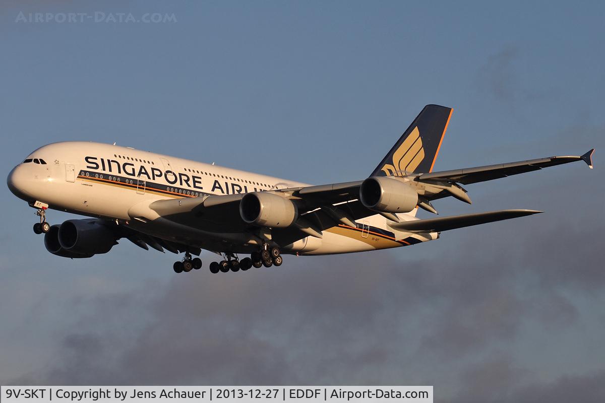 9V-SKT, 2012 Airbus A380-841 C/N 092, Approaching rwy 25l
