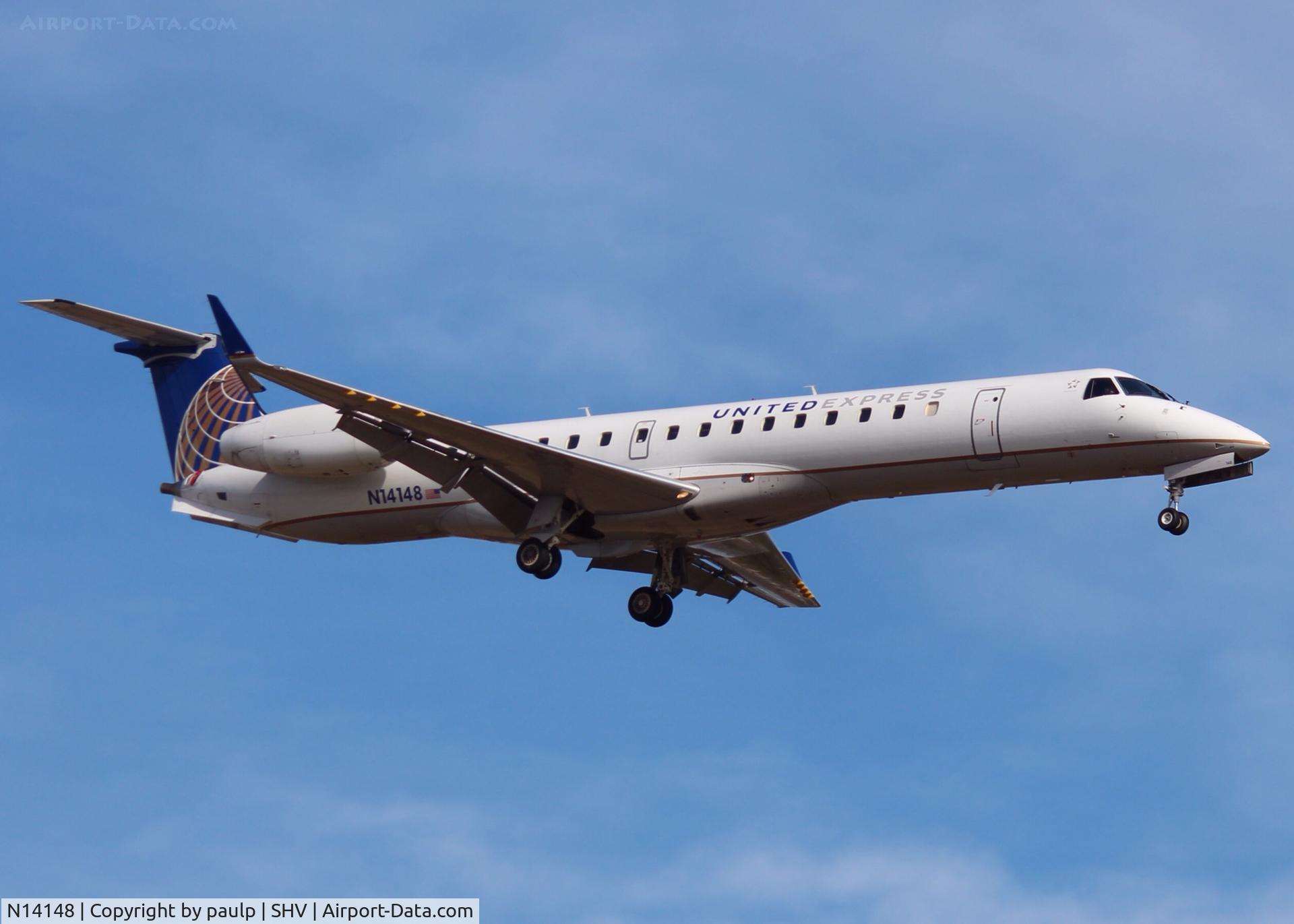 N14148, 2003 Embraer ERJ-145XR (EMB-145XR) C/N 145751, Landing at Shreveport Regional.