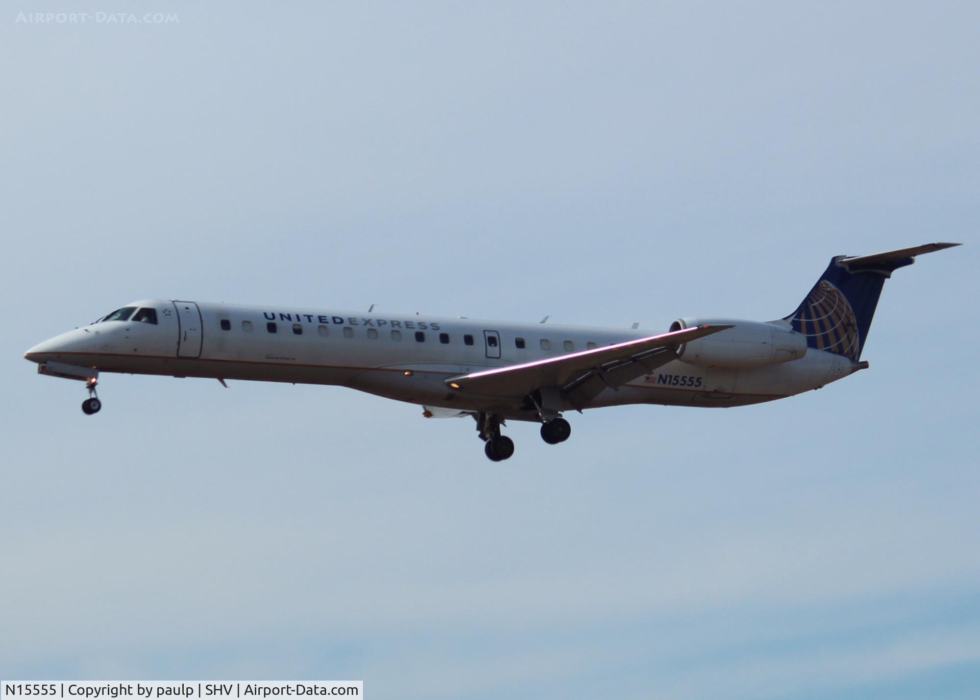 N15555, 2002 Embraer ERJ-145LR (EMB-145LR) C/N 145594, Landing at Shreveport Regional.
