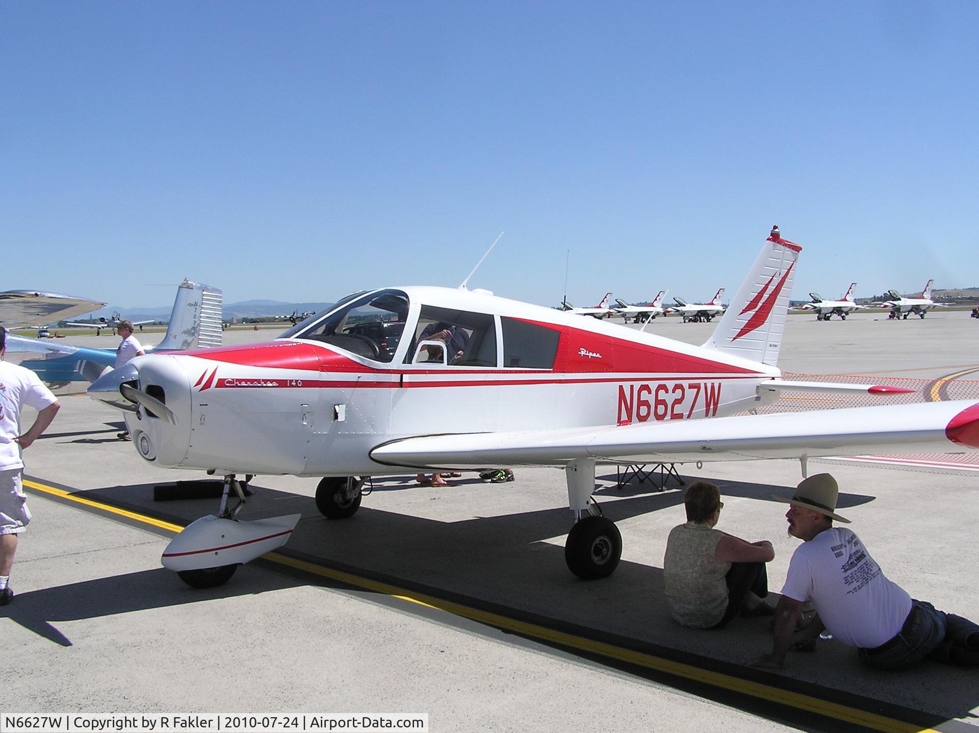 N6627W, 1965 Piper PA-28-140 C/N 28-20724, Photo taken at 2010 Spokane air show