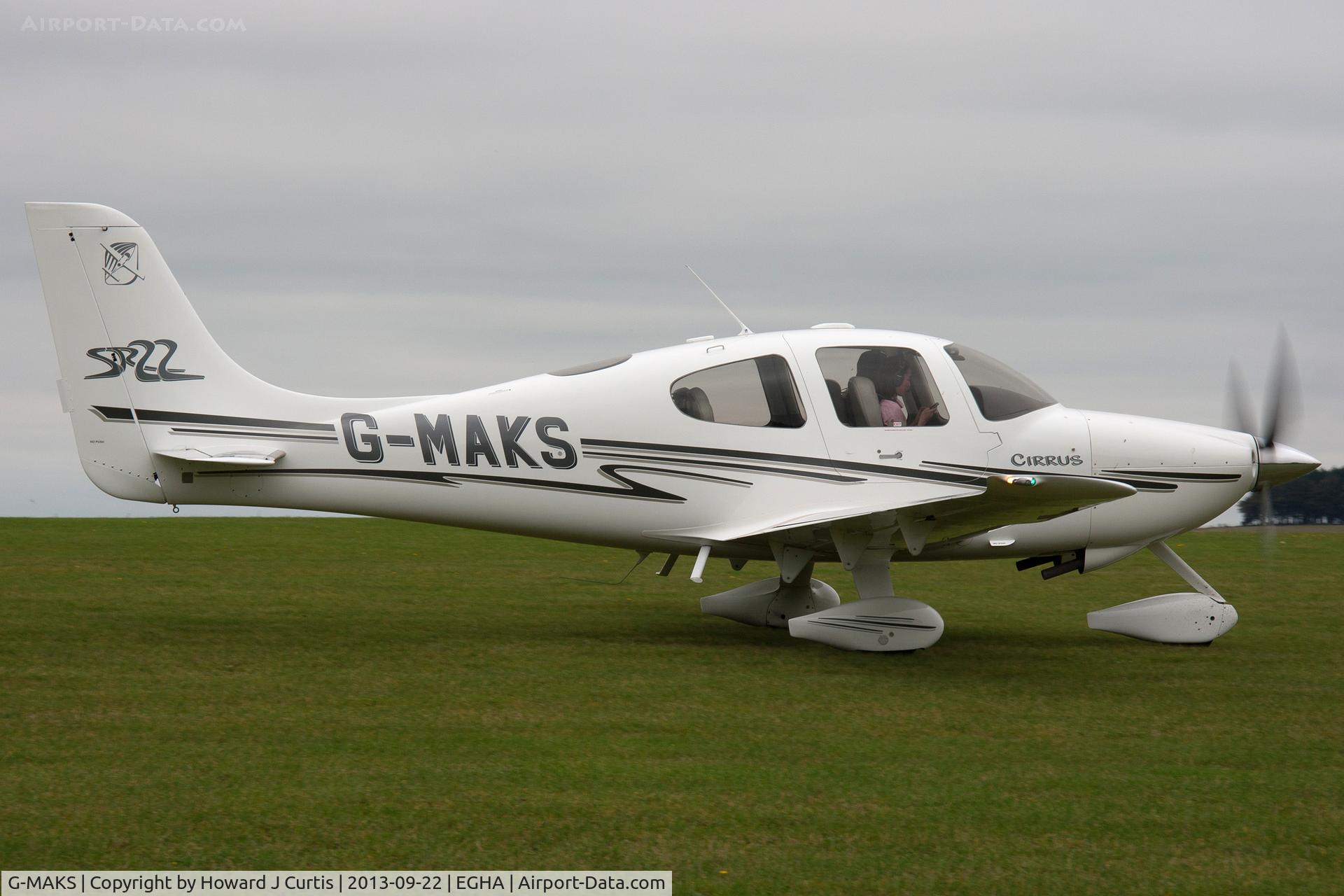 G-MAKS, 2002 Cirrus SR22 C/N 0367, Privately owned.