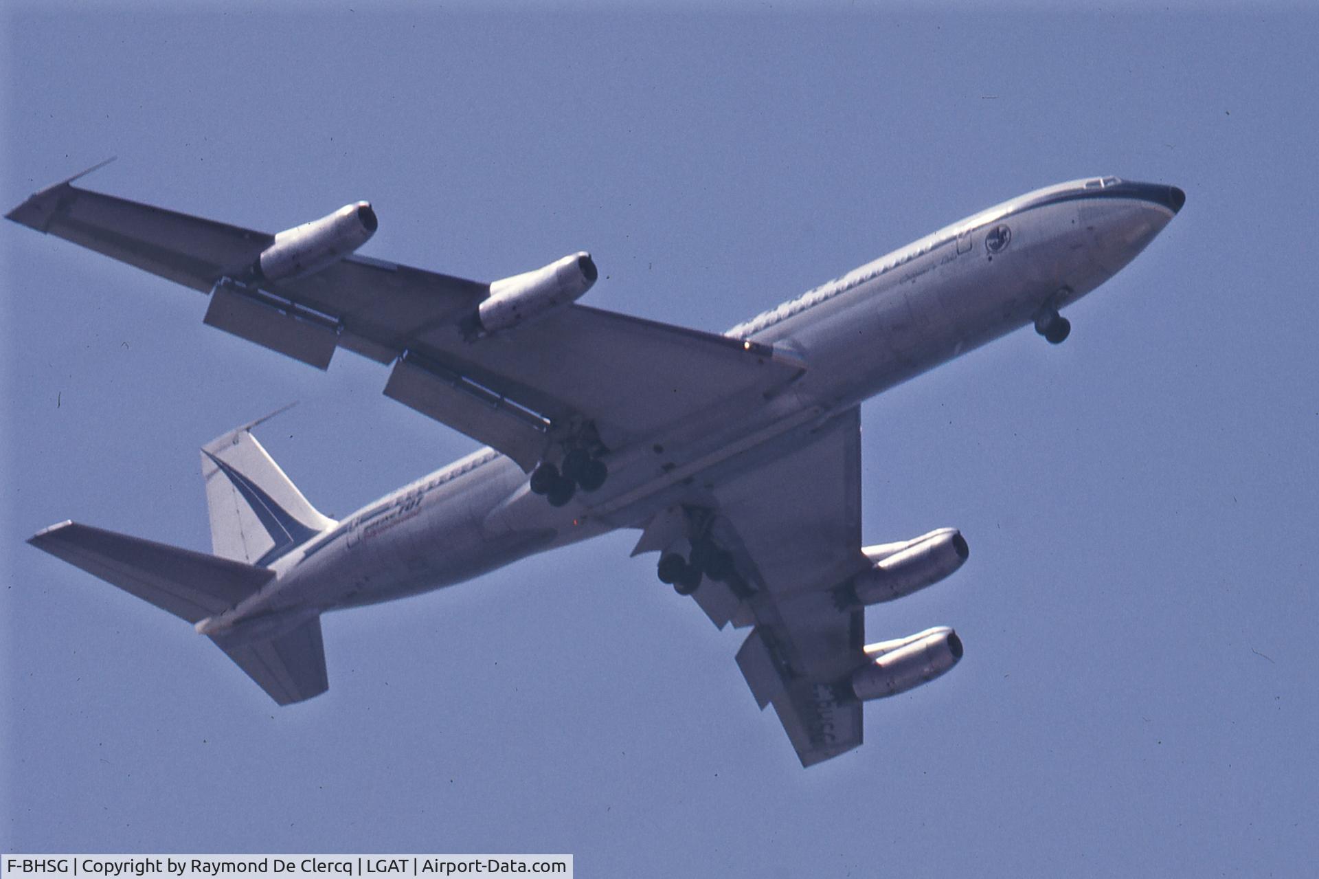 F-BHSG, 1960 Boeing 707-328 C/N 17619, Landing at Athens in July 1977.