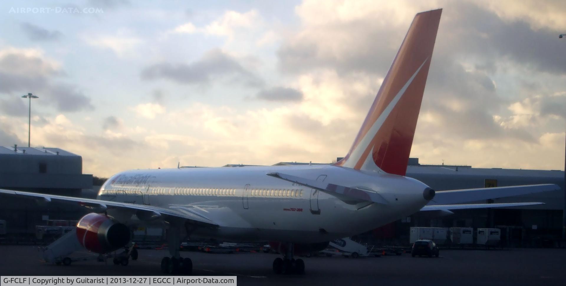 G-FCLF, 1999 Boeing 757-28A C/N 28835, A back end view of a Royalflight 757