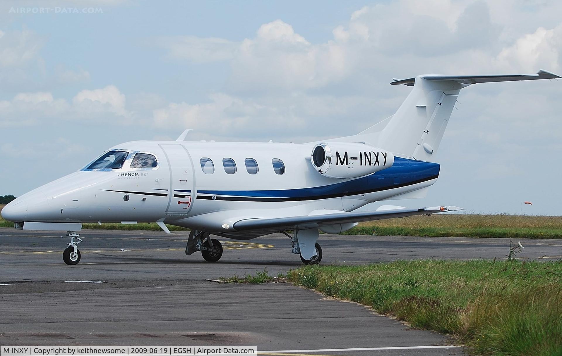 M-INXY, 2009 Embraer EMB-500 Phenom 100 C/N 50000024, Arriving in good light !
