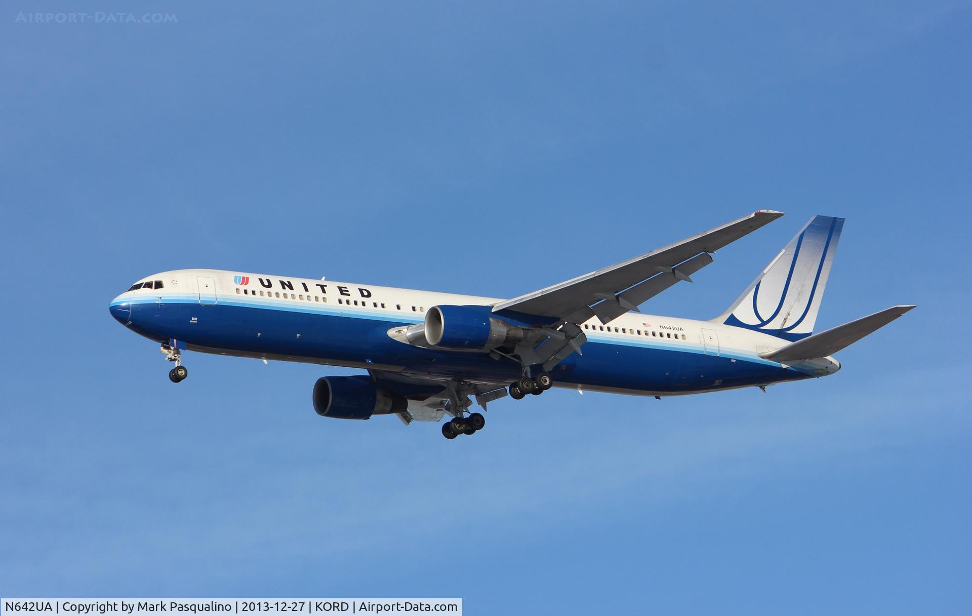 N642UA, 1991 Boeing 767-322 C/N 25092, Boeing 767-300