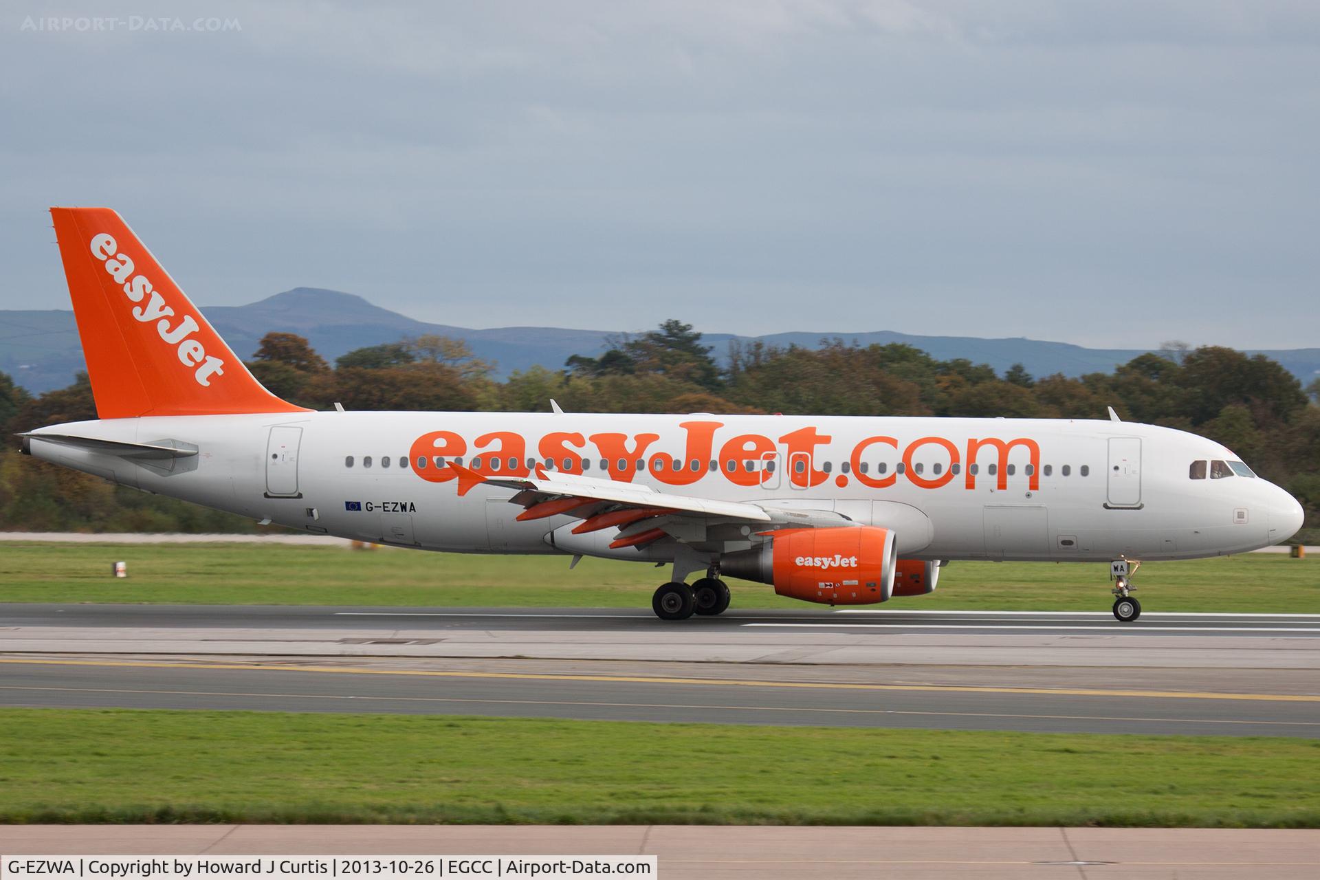 G-EZWA, 2012 Airbus A320-214 C/N 5201, easyJet.