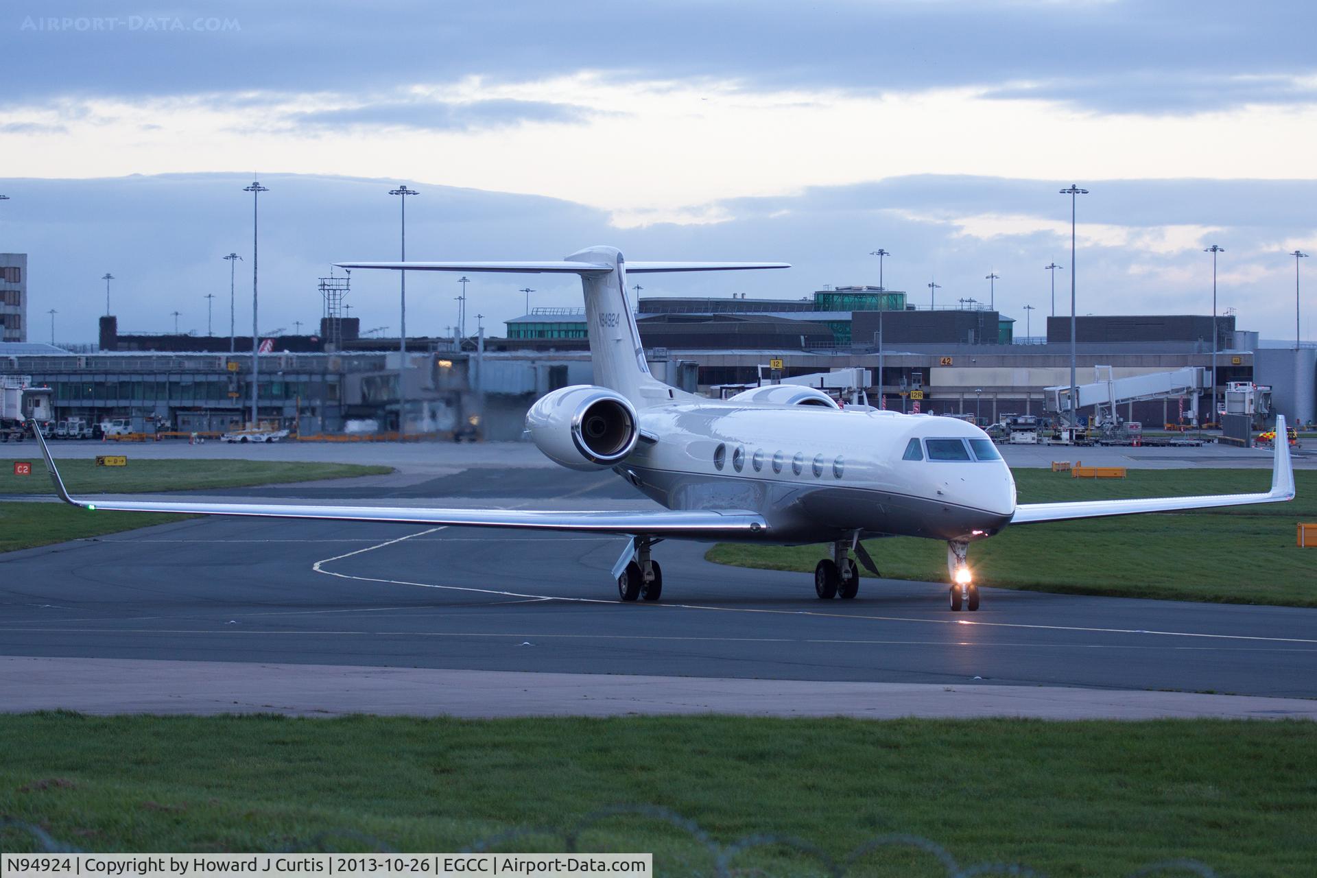 N94924, 2009 Gulfstream Aerospace GV-SP (G550) C/N 5255, Corporate.