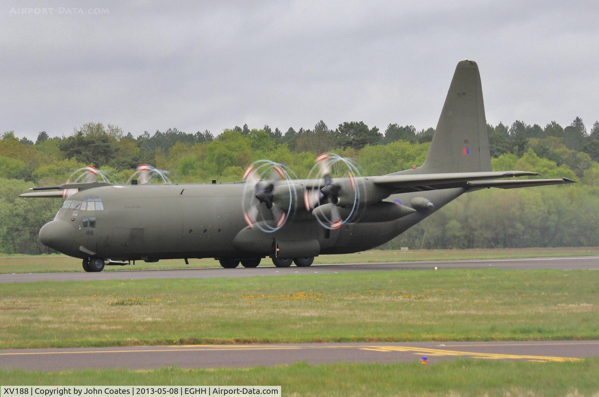 XV188, 1967 Lockheed C-130K Hercules C.3A C/N 382-4206, Winding up to depart