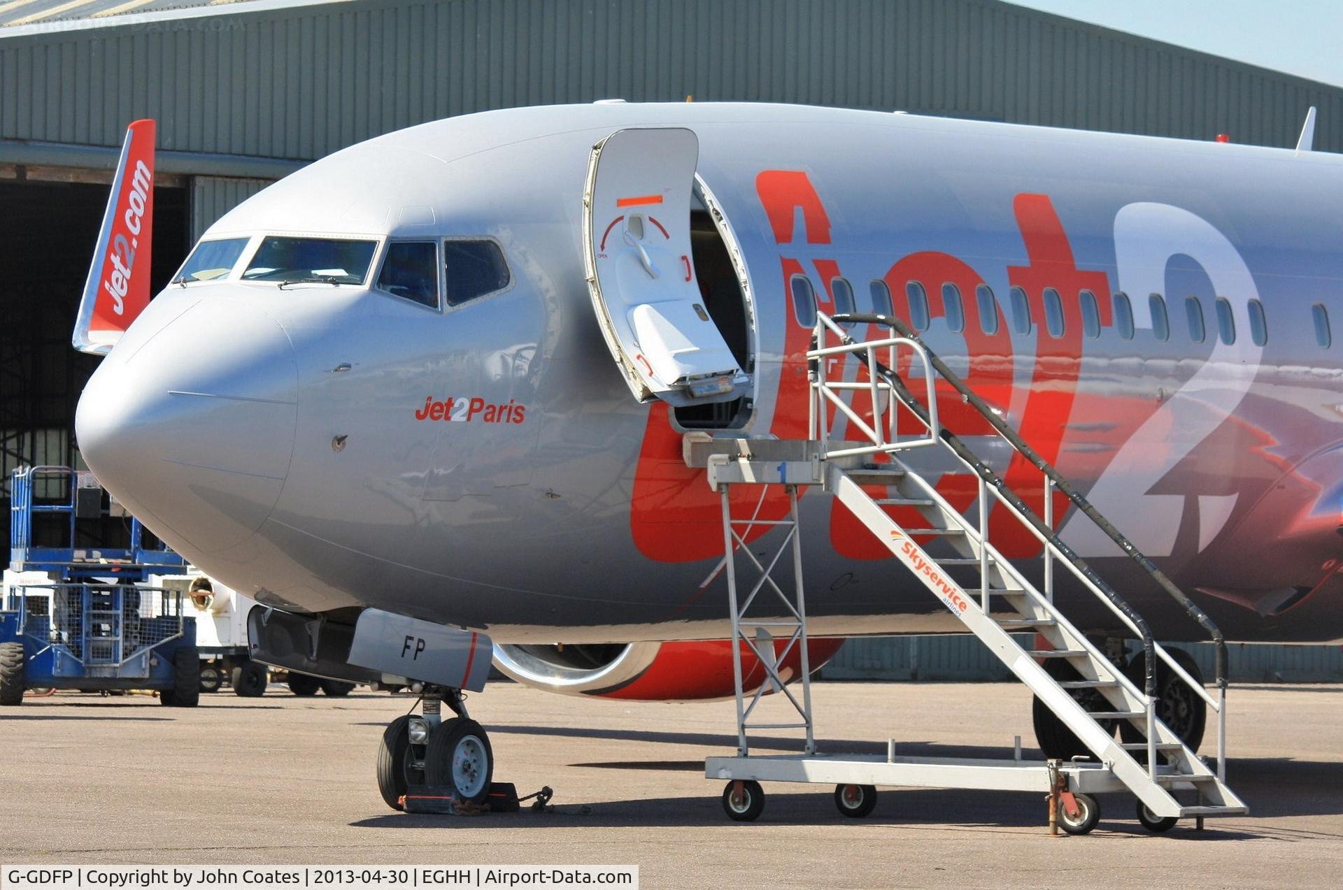 G-GDFP, 1998 Boeing 737-8Z9 C/N 28177, Close up of Jet 2 Paris..just repainted