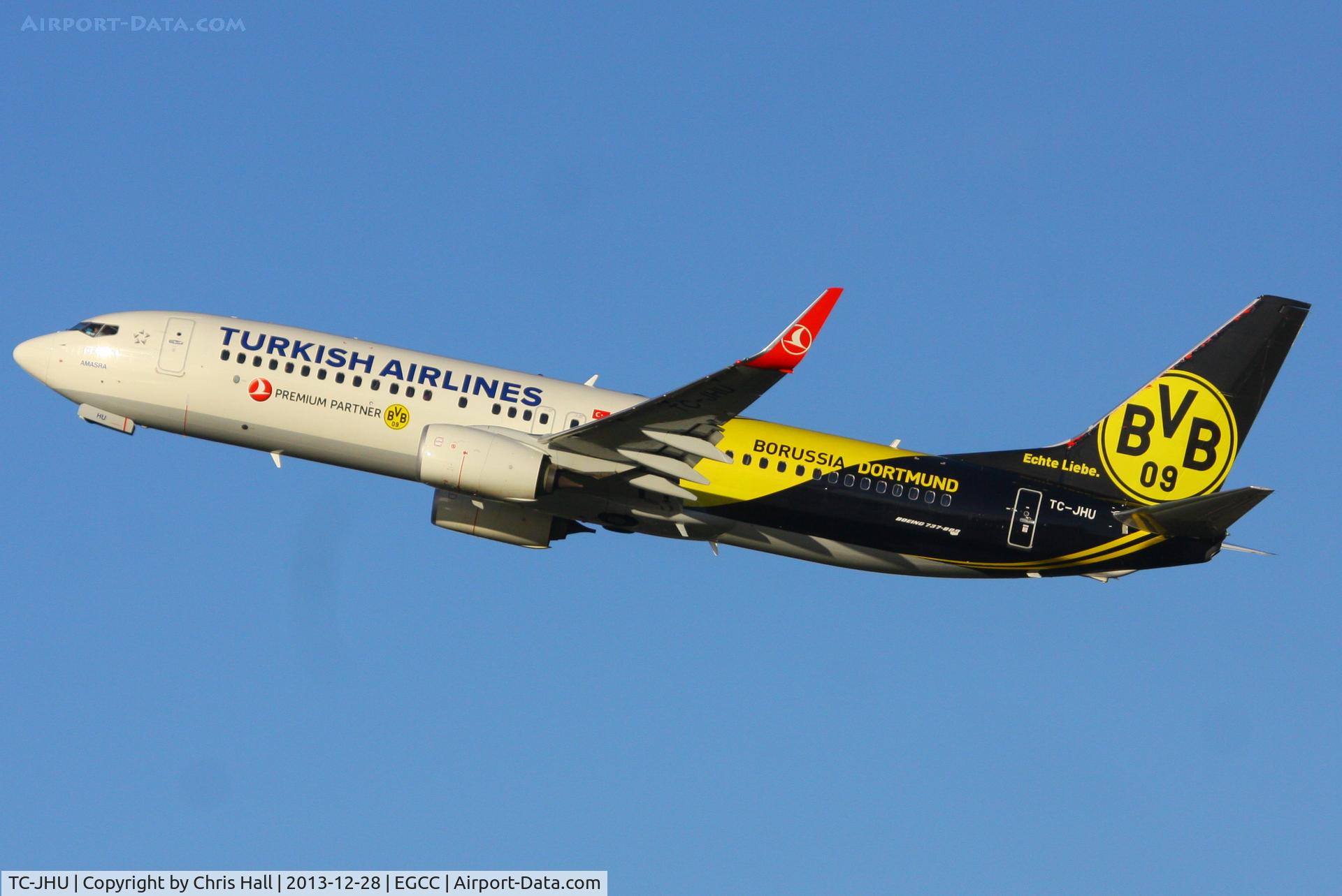 TC-JHU, 2013 Boeing 737-8F2 C/N 42002, Turkish Airlines in Borussia Dortmund livery