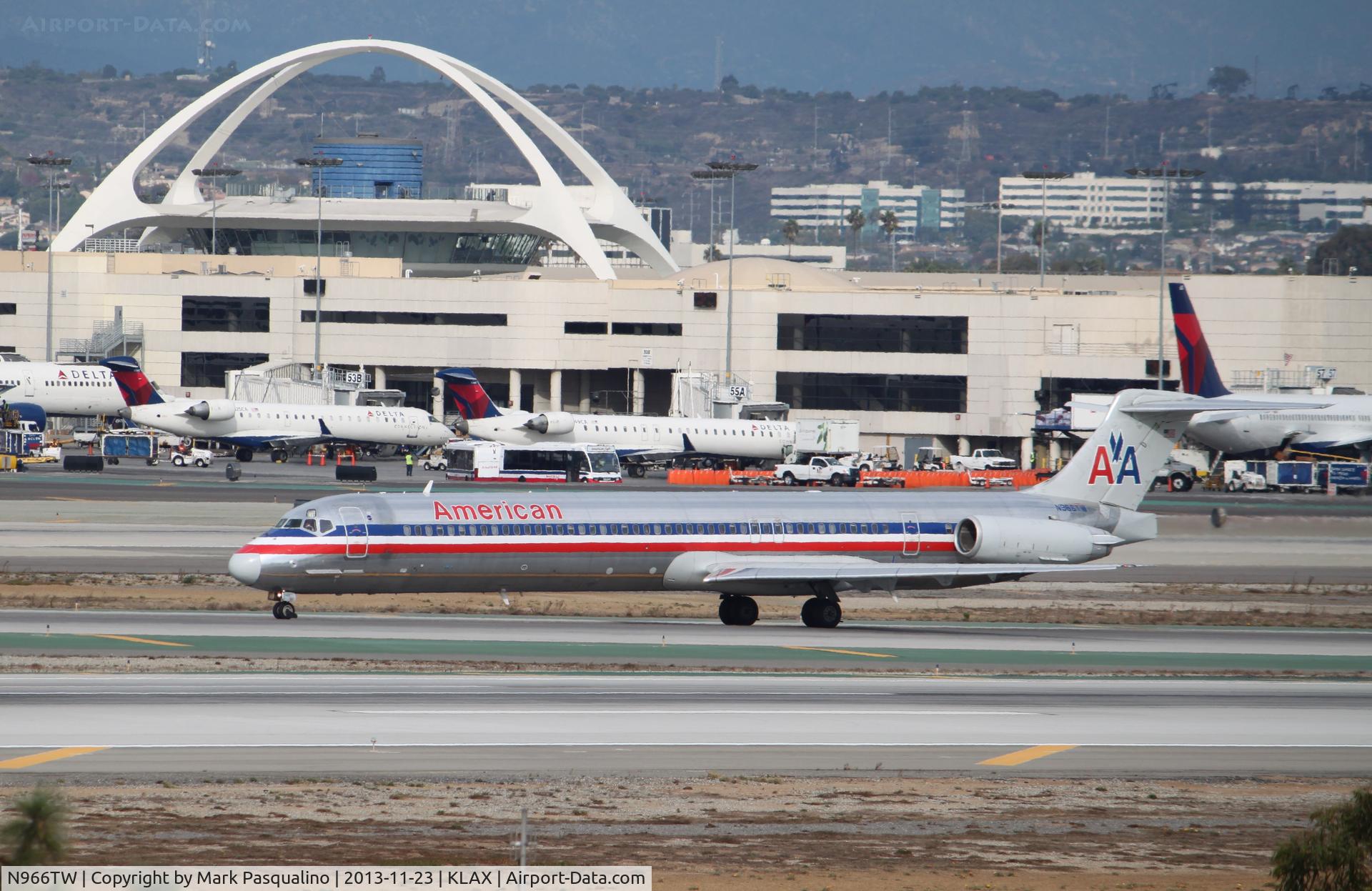 N966TW, 1999 McDonnell Douglas MD-83 (DC-9-83) C/N 53616, MD-83