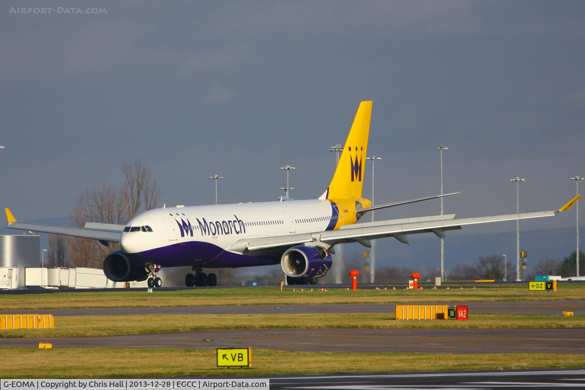 G-EOMA, 1999 Airbus A330-243 C/N 265, Monarch