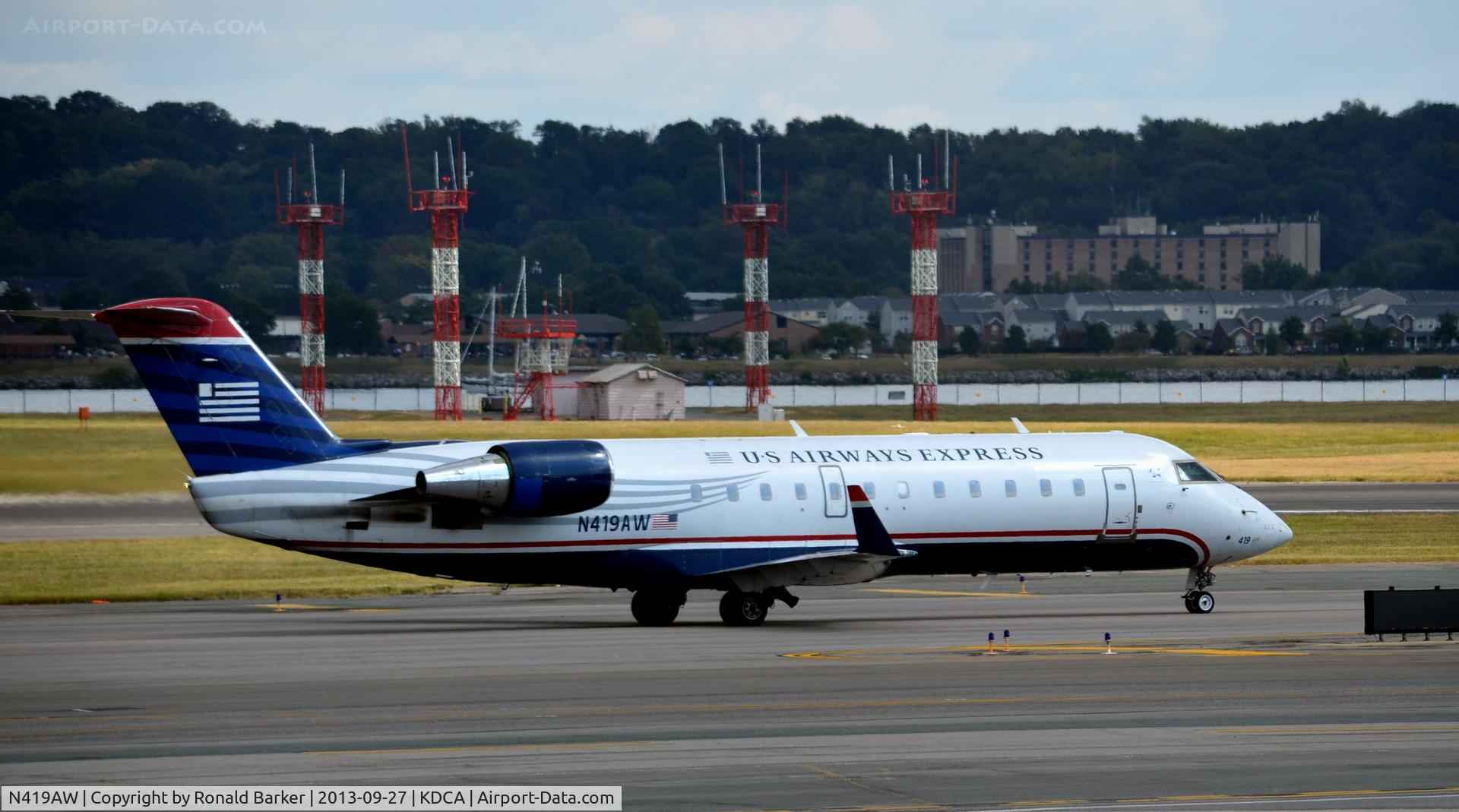 N419AW, 2002 Bombardier CRJ-200LR (CL-600-2B19) C/N 7633, Taxi DCA