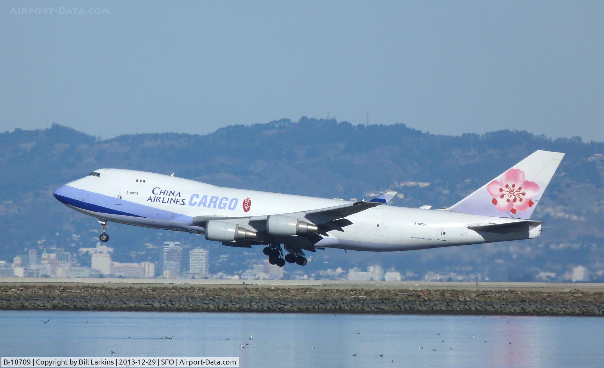 B-18709, 2002 Boeing 747-409F/SCD C/N 30766, Landing at San Francisco