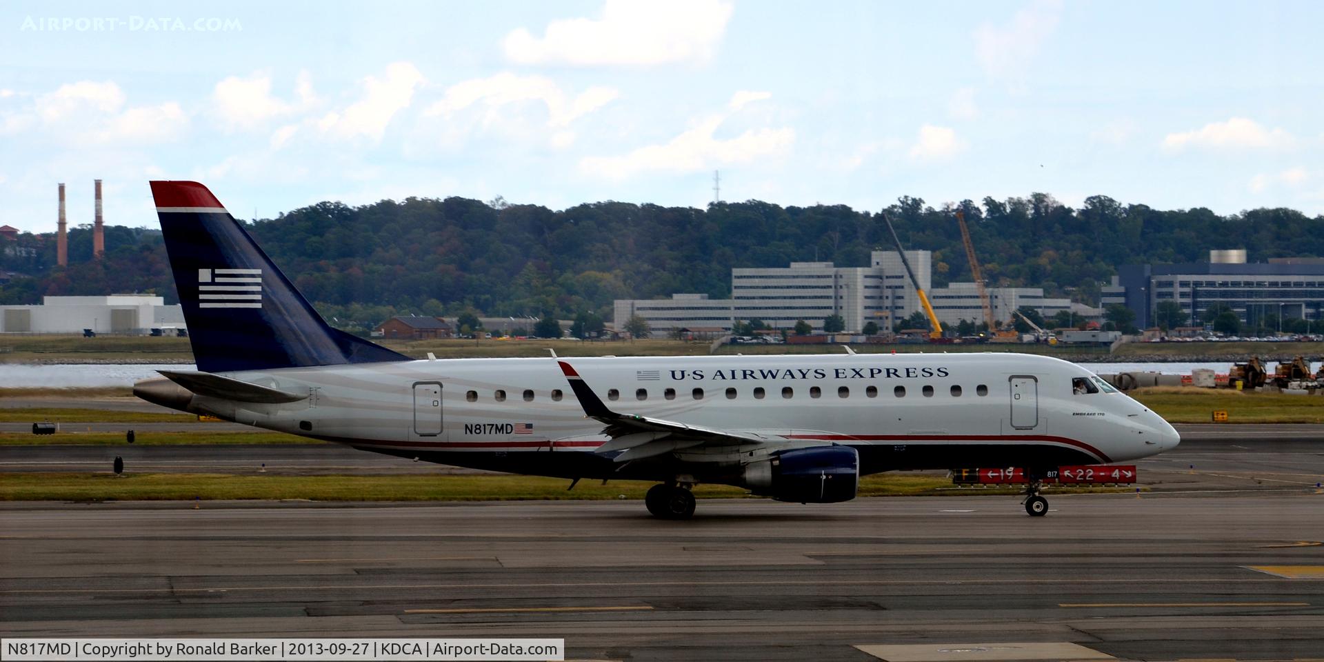 N817MD, 2004 Embraer 170SU (ERJ-170-100SU) C/N 17000038, Taxi DCA