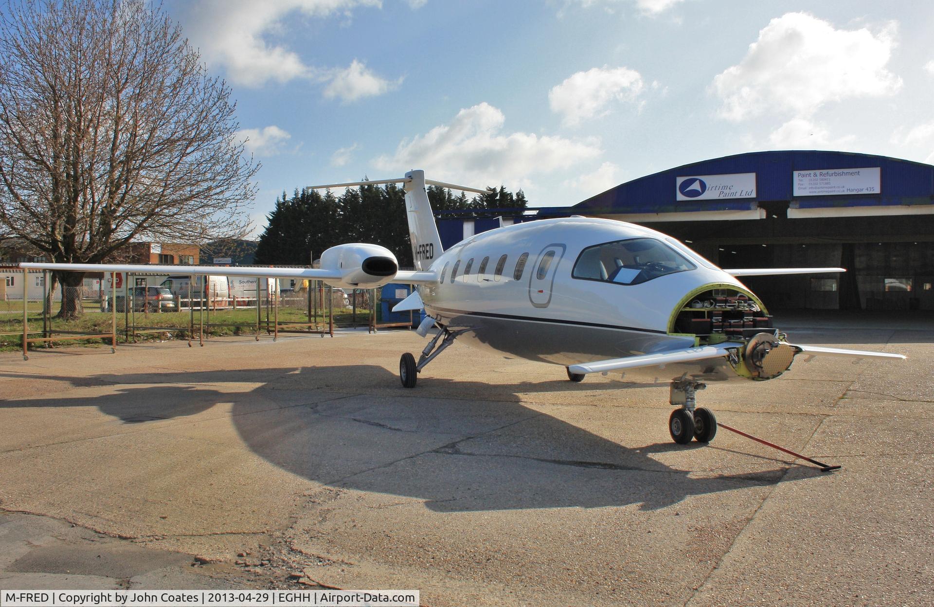M-FRED, 2001 Piaggio P-180 Avanti C/N 1042, Just resprayed