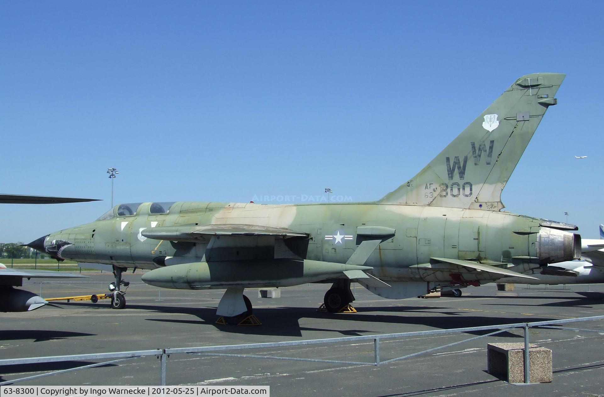 63-8300, 1963 Republic F-105G Thunderchief C/N F077, Republic F-105G Thunderchief at the Musee de l'Air, Paris/Le Bourget