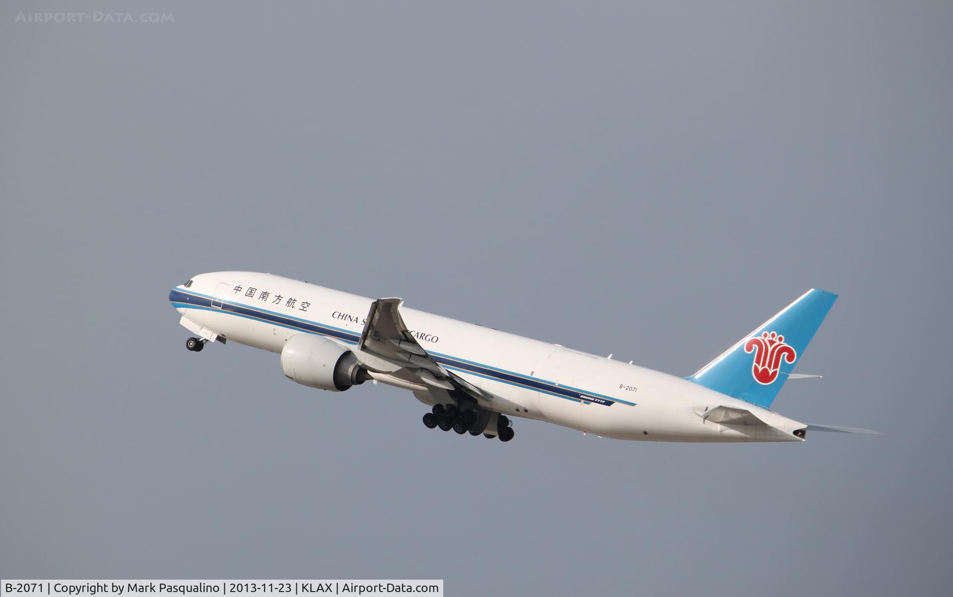 B-2071, 2009 Boeing 777-F1B C/N 37309, Boeing 777-F1B