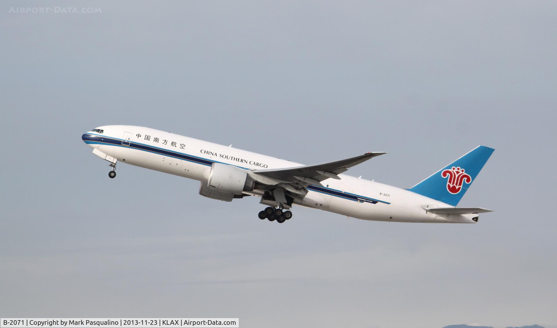 B-2071, 2009 Boeing 777-F1B C/N 37309, Boeing 777-F1B