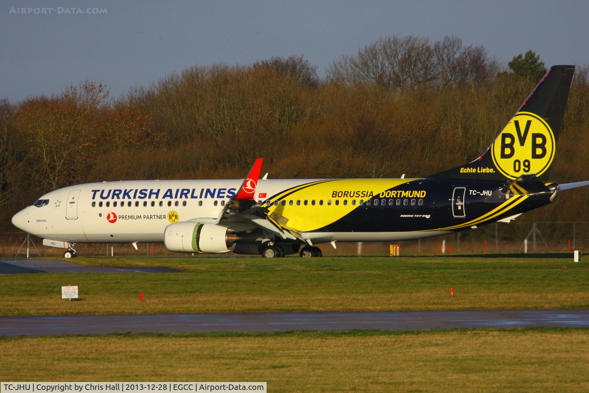 TC-JHU, 2013 Boeing 737-8F2 C/N 42002, Turkish Airlines in Borussia Dortmund livery