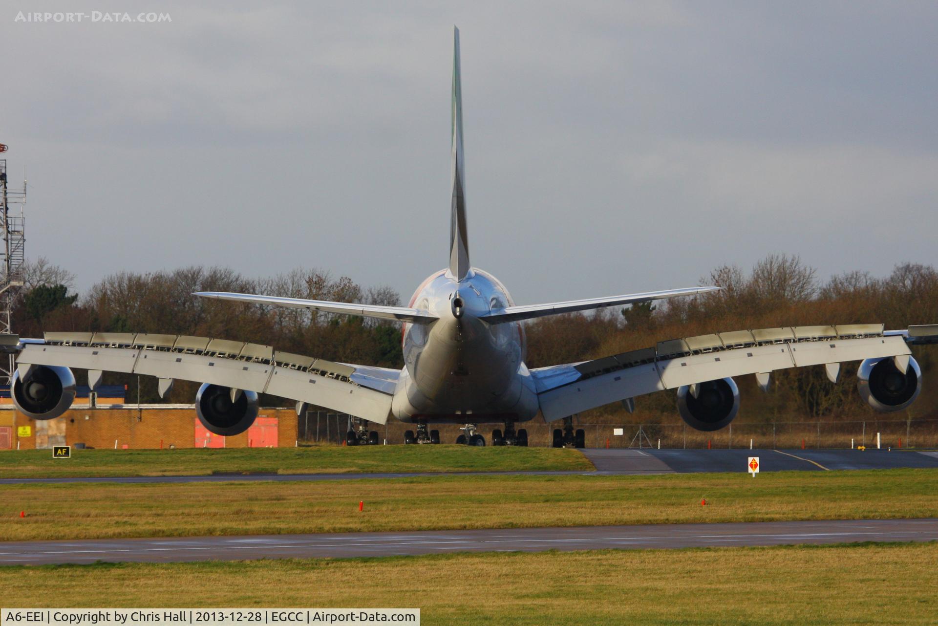 A6-EEI, 2012 Airbus A380-861 C/N 123, Nice flaps
