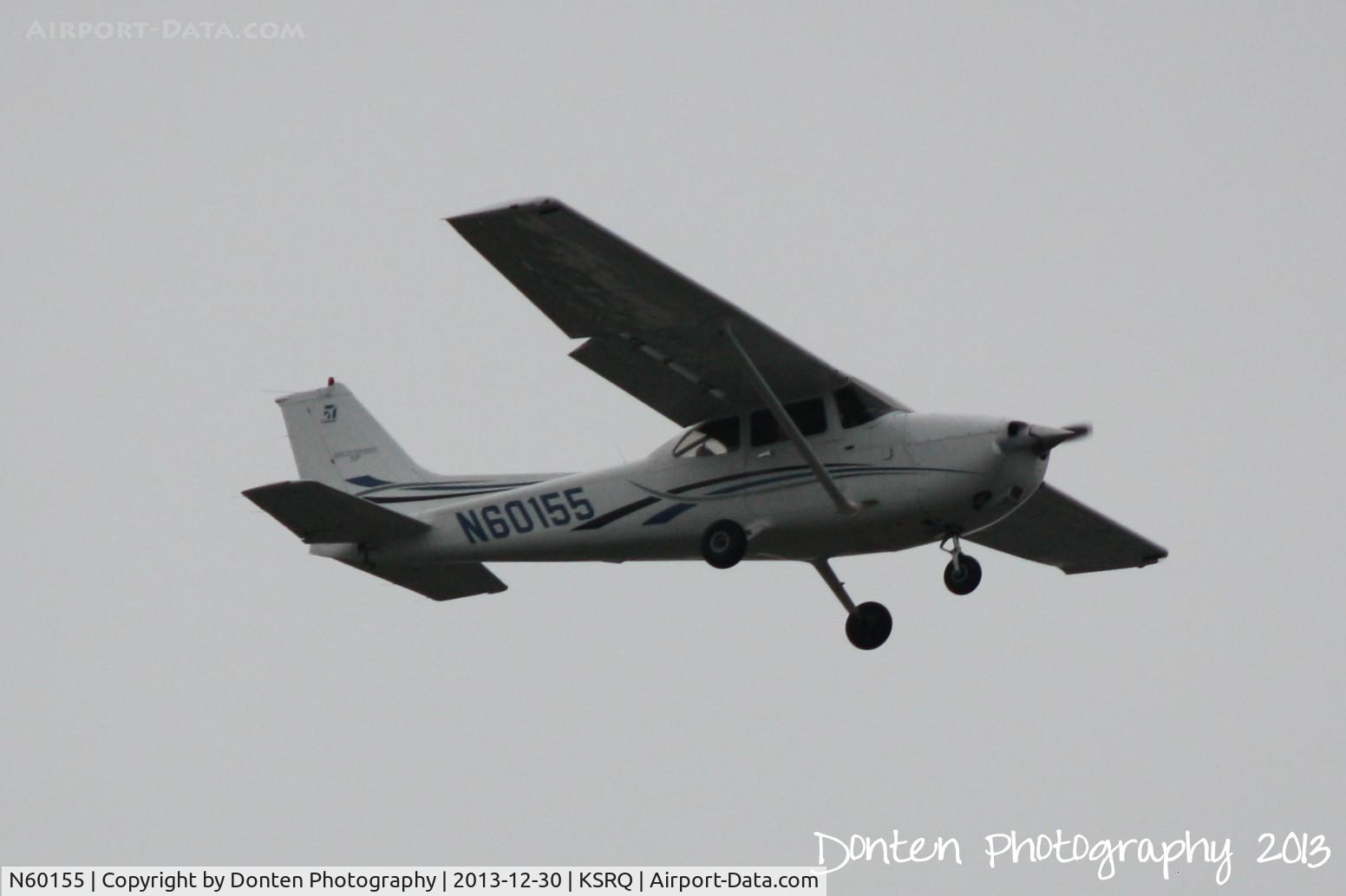 N60155, 2006 Cessna 172S Skyhawk SP C/N 172S10167, Cessna Skyhawk (N60155) on approach to Sarasota-Bradenton International Airport