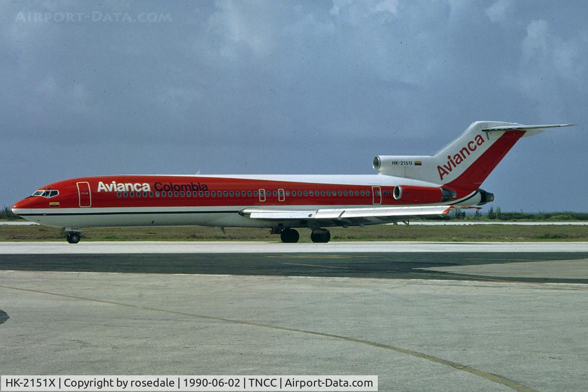 HK-2151X, 1979 Boeing 727-2A1 C/N 21343, Operating a scheduled service