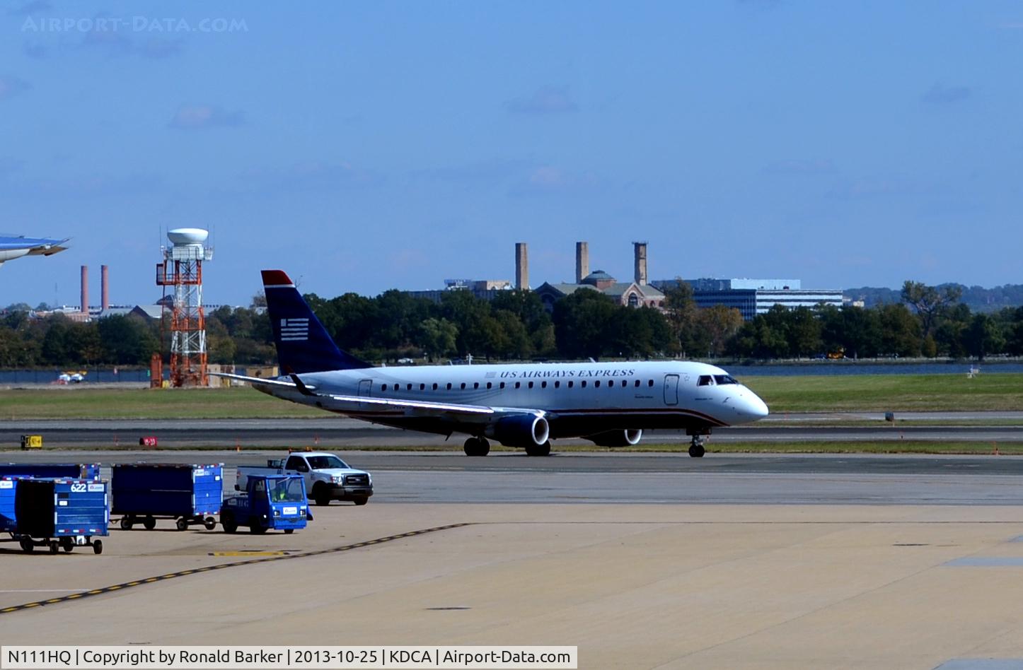 N111HQ, 2007 Embraer 175LR (ERJ-170-200LR) C/N 17000173, Taxi DCA