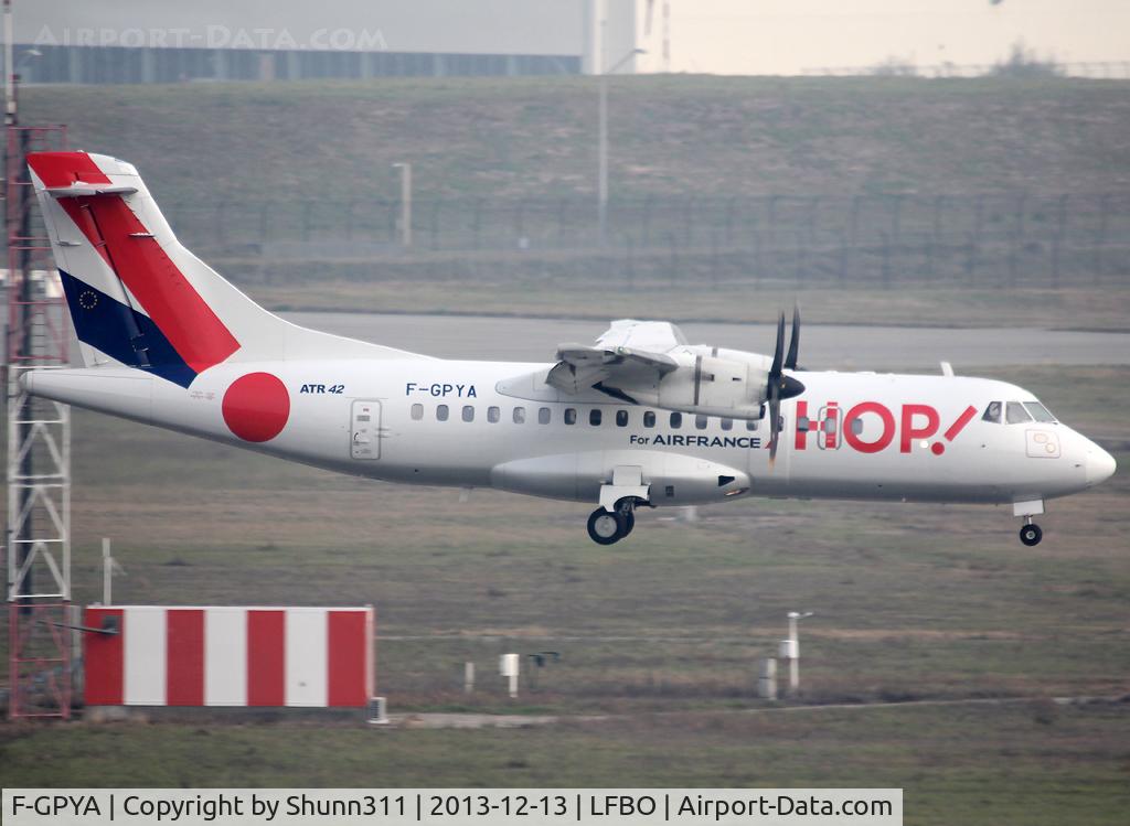 F-GPYA, 1995 ATR 42-500 C/N 457, Landing rwy 14R
