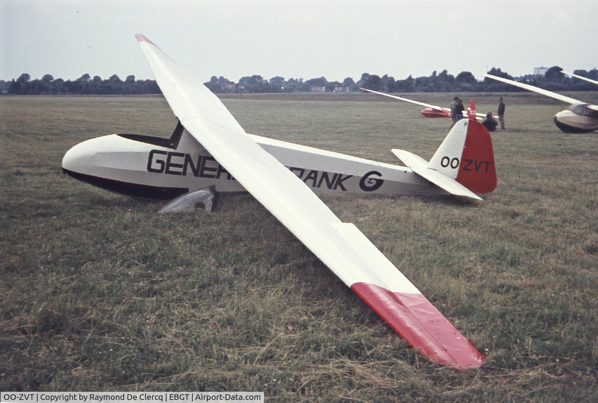 OO-ZVT, Scheibe L-Spatz 55 C/N 667, Gent  1970